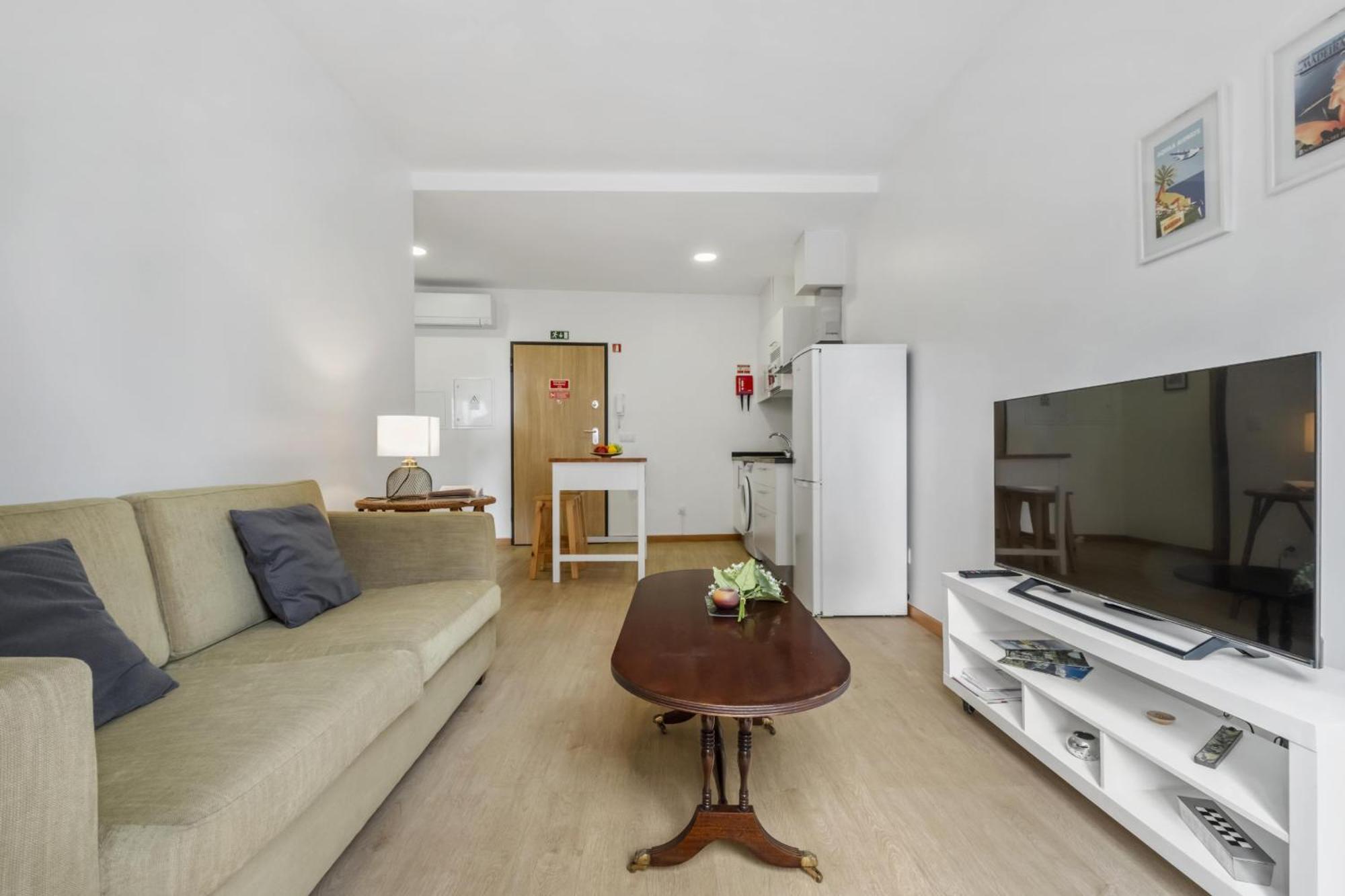 Ribeira Das Casas Apartments By Madeira Sun Travel فونشال المظهر الخارجي الصورة